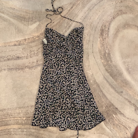 Princess Polly McLeod Mini Dress multi size 2! - Picture 5 of 6